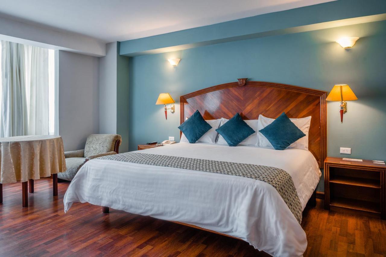 Hotel Libertador Loja Luaran gambar