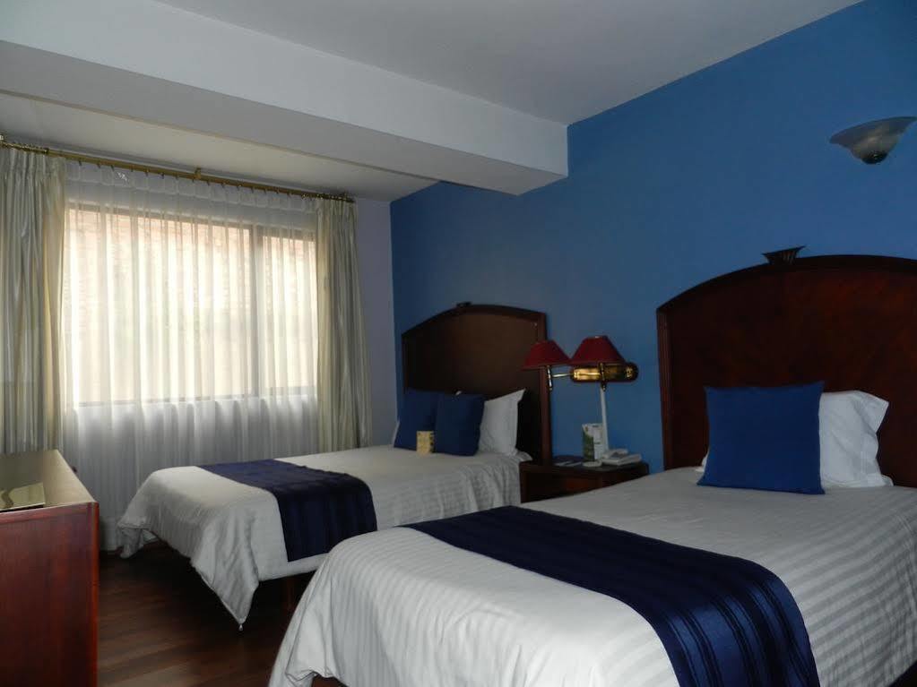 Hotel Libertador Loja Luaran gambar